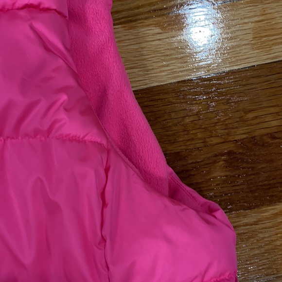 Old Navy Pink Puffer Vest - Picture 3 of 6